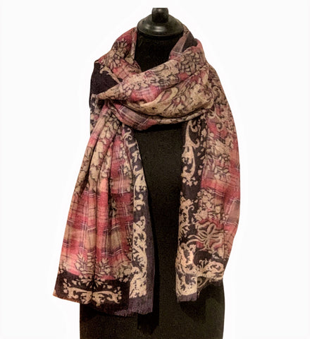 Pure Vicuña in oriental Tabriz design pink and navy unisex